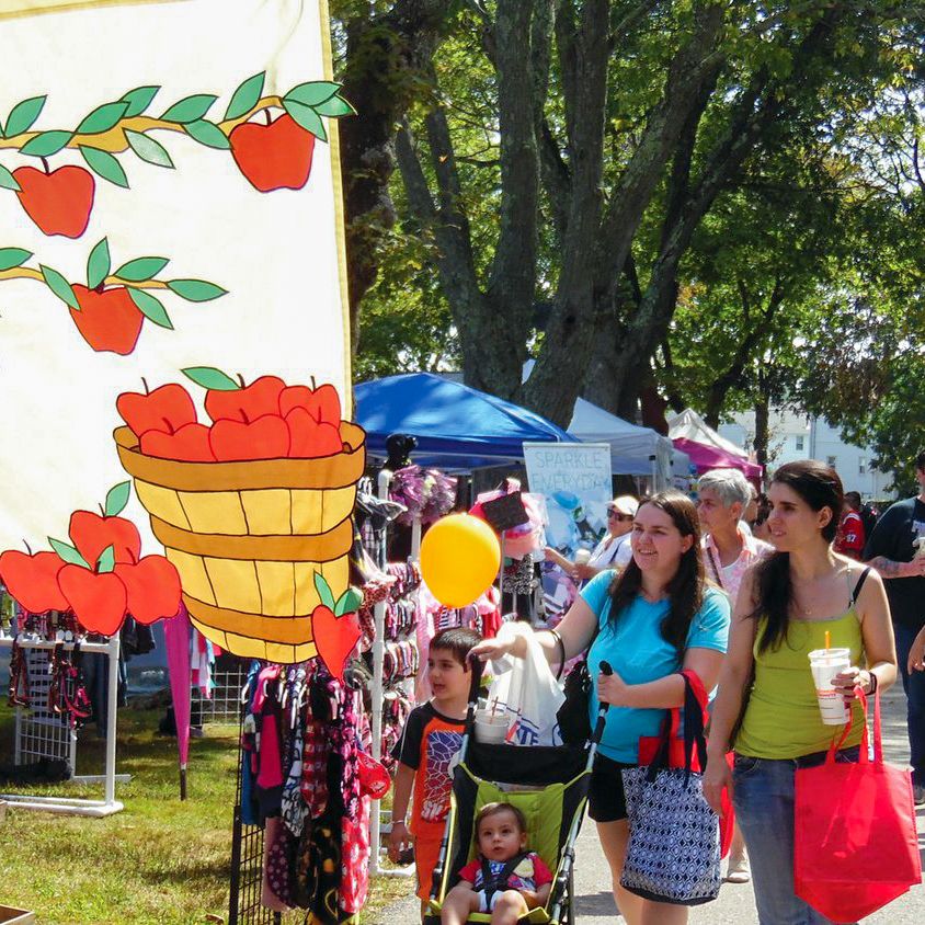 37th Annual Apple Festival at Johnston Memorial Park