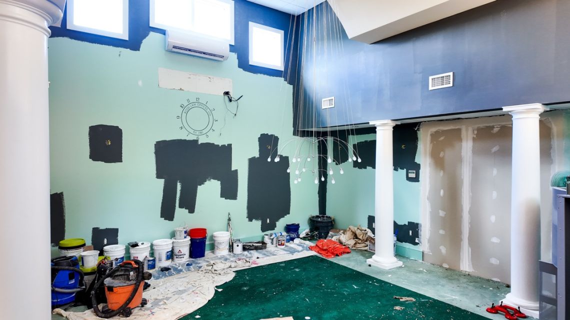 Conference room before renovation