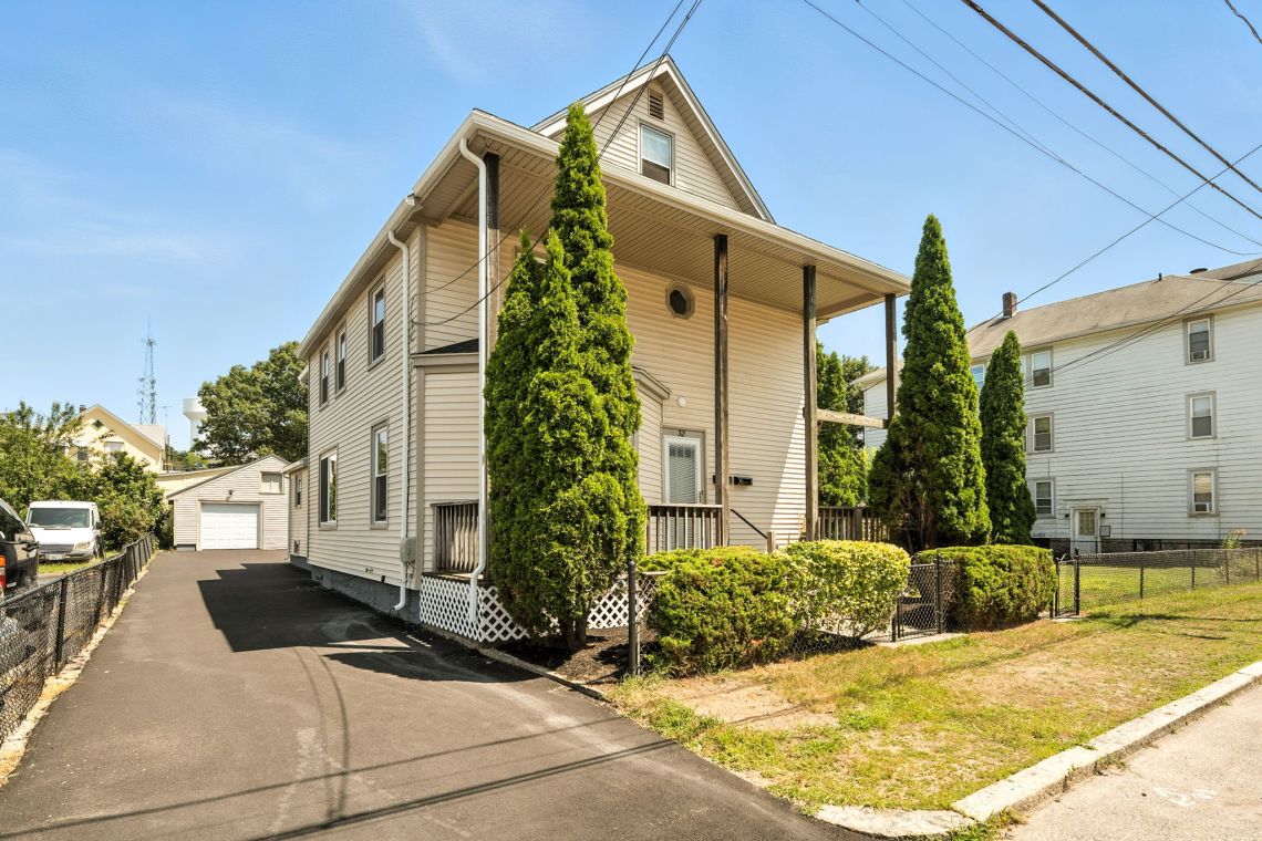 32 Jackson Street Woonsocket exterior