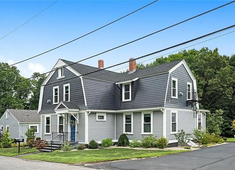 17 Rawson Road Cumberland RI