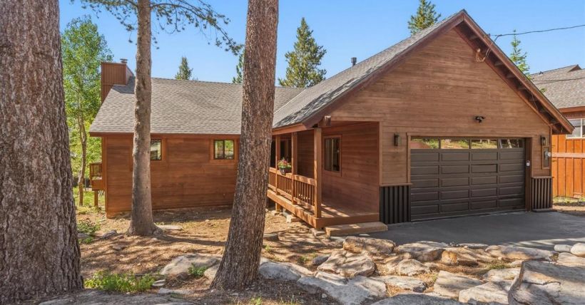 12434-snowpeak-way-truckee-ca-tahoe-donner
