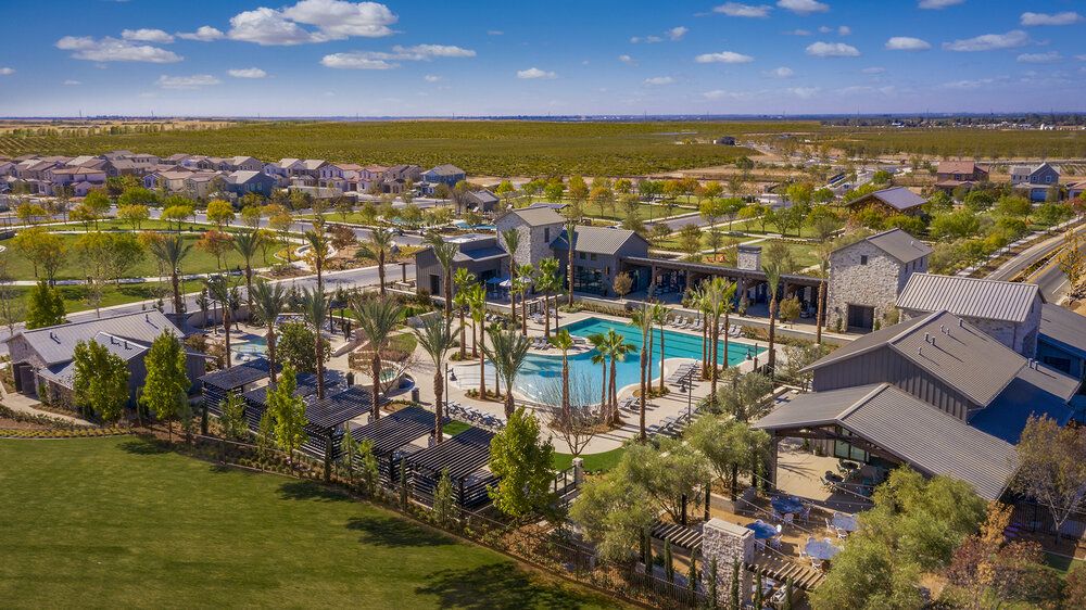 Tesoro Viejo Neighborhood