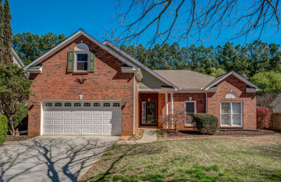 Just Listed | Beautiful Ranch of a Large Lot