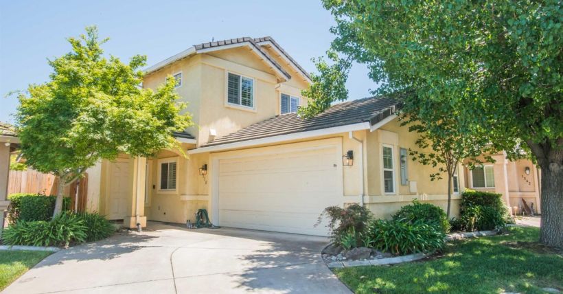 Stylish 3-Bedroom Rental in Sought-After Lodi Neighborhood