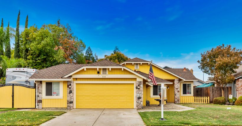 Charming 3 Bedroom Home with RV Pad and Solar in Manteca, CA