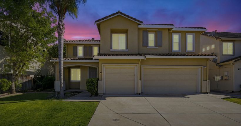 Spacious 4 Bedroom Family Retreat on a Quiet Court in Tracy, CA