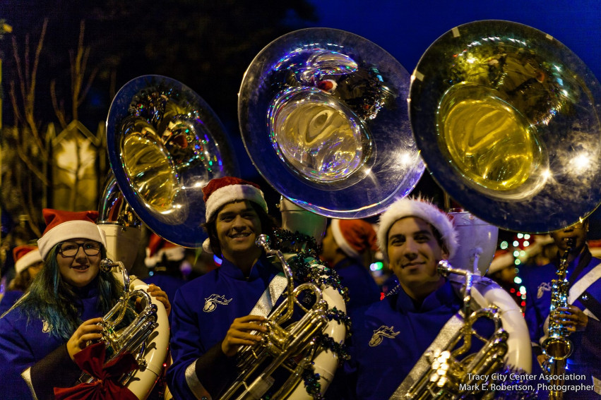 Downtown Holiday Parade in Tracy Ca