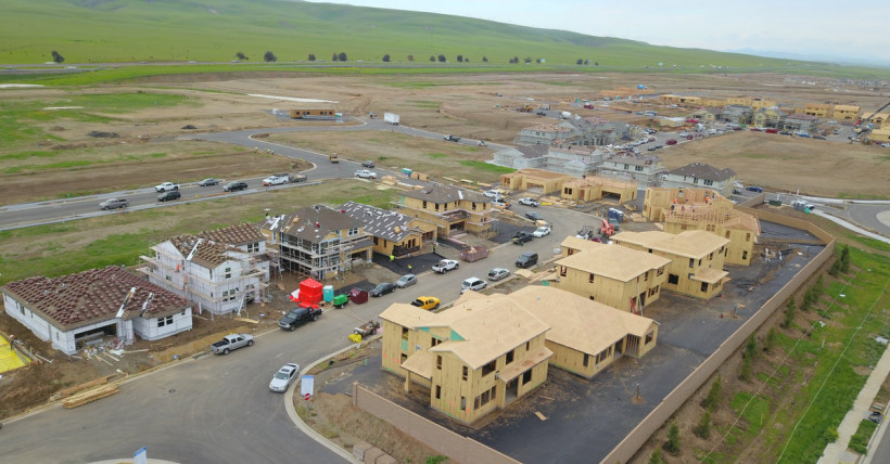 Thinking about buying a new home in tracy ca