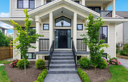 10 Curb Appeal Makeovers To Increase Your Home's Value