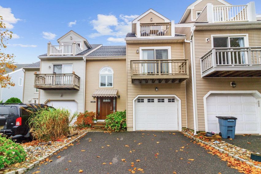 117 Marina Bay Court 11AM-1PM