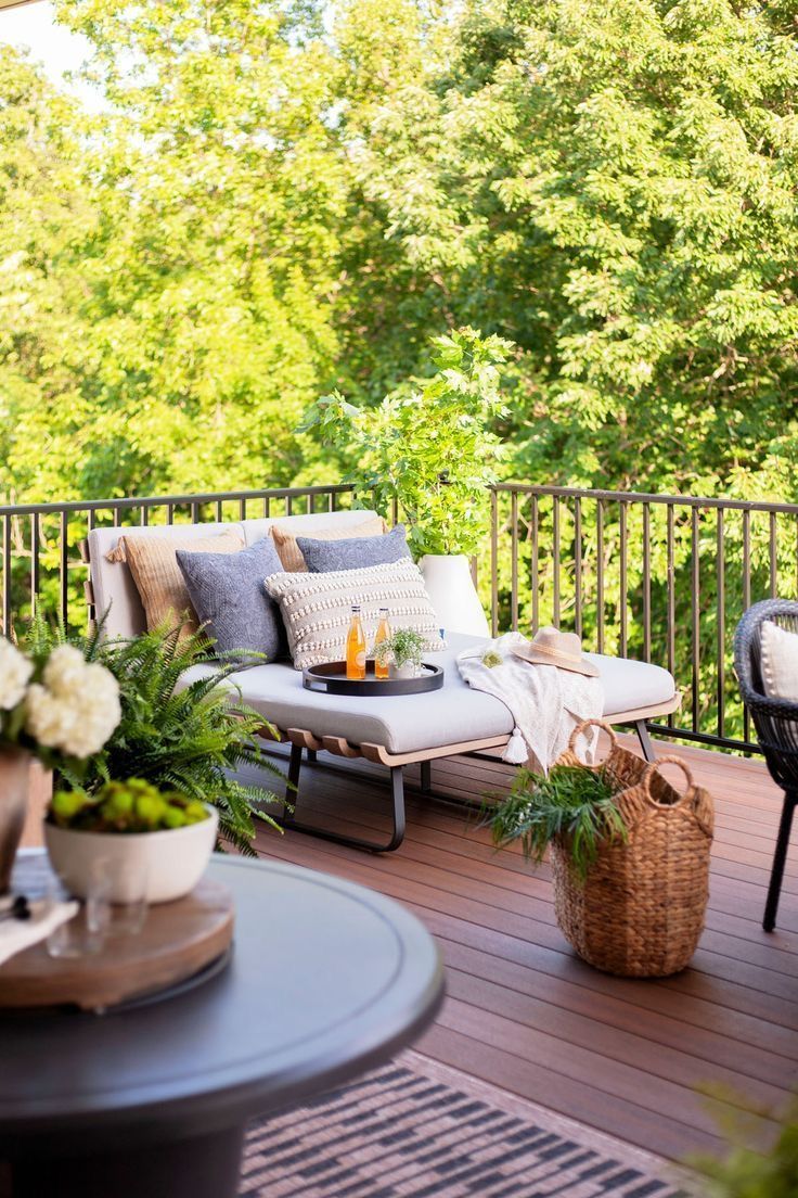 9 Ways to Freshen Up Your Home For Summer