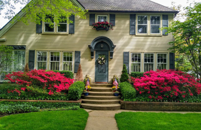 The Dos and Don'ts of Selling Your Home in the Spring: Advanced Insights from Local Experts