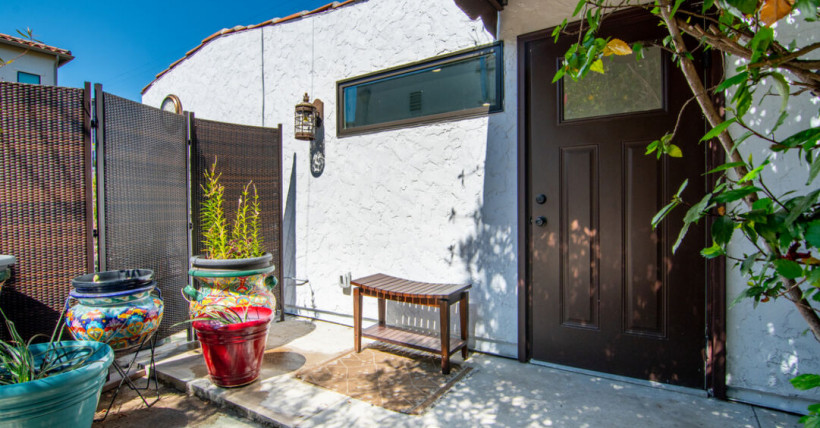 1647 1/2 S Hayworth Ave Los Angeles, CA 90035