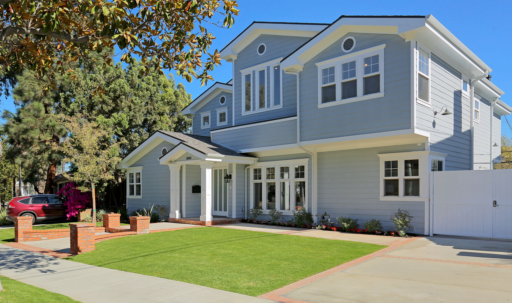 Real Estate Listing  | Naomi Selick  | Douglas Elliman California