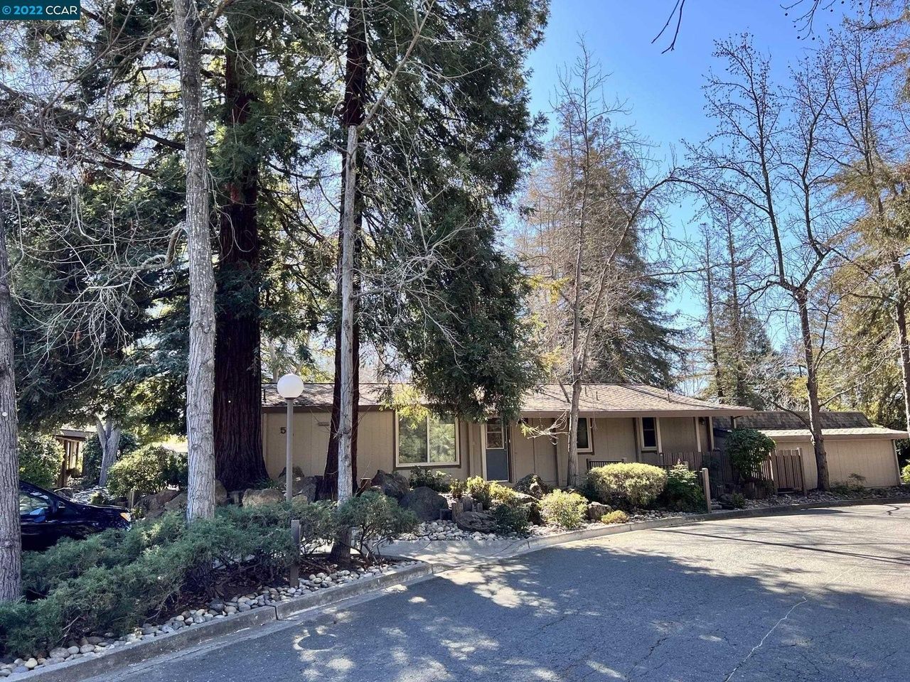 1201 Monument Blvd 54, Concord, CA 94520