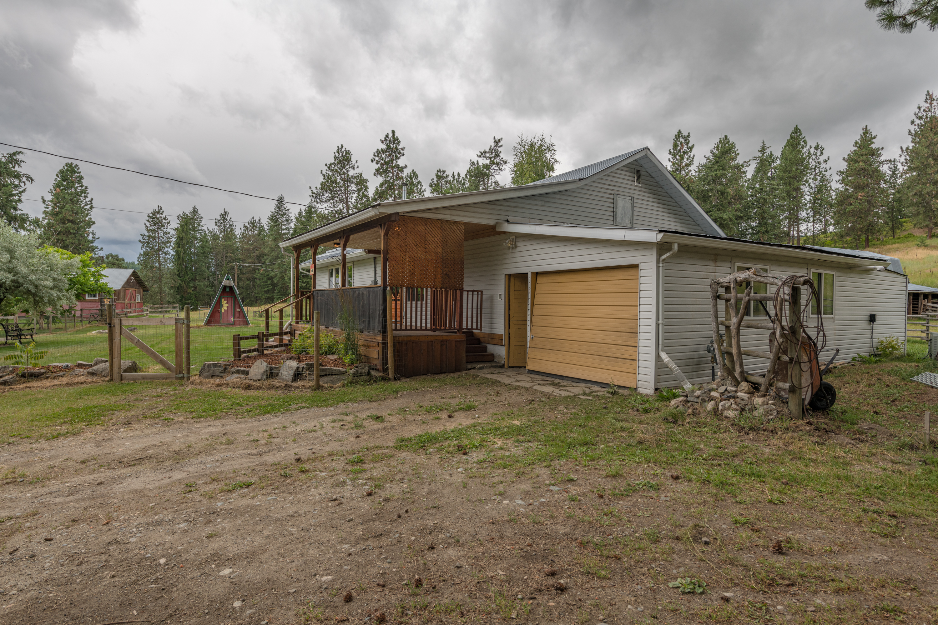 4704 Salmon River Rd | Armstrong, BC | $734,900