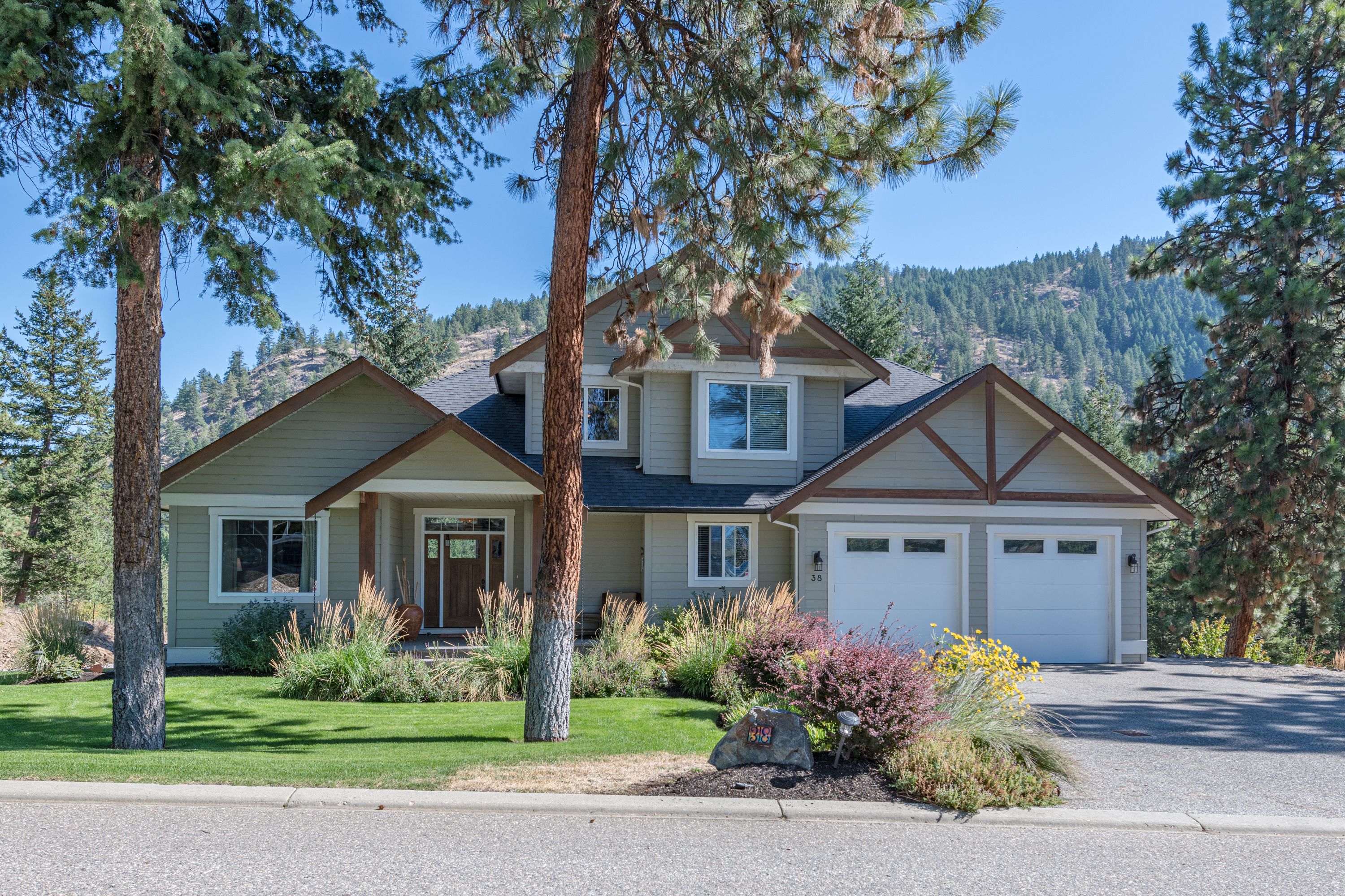 #38 9196 Tronson, Rd | Vernon, BC | $875,000