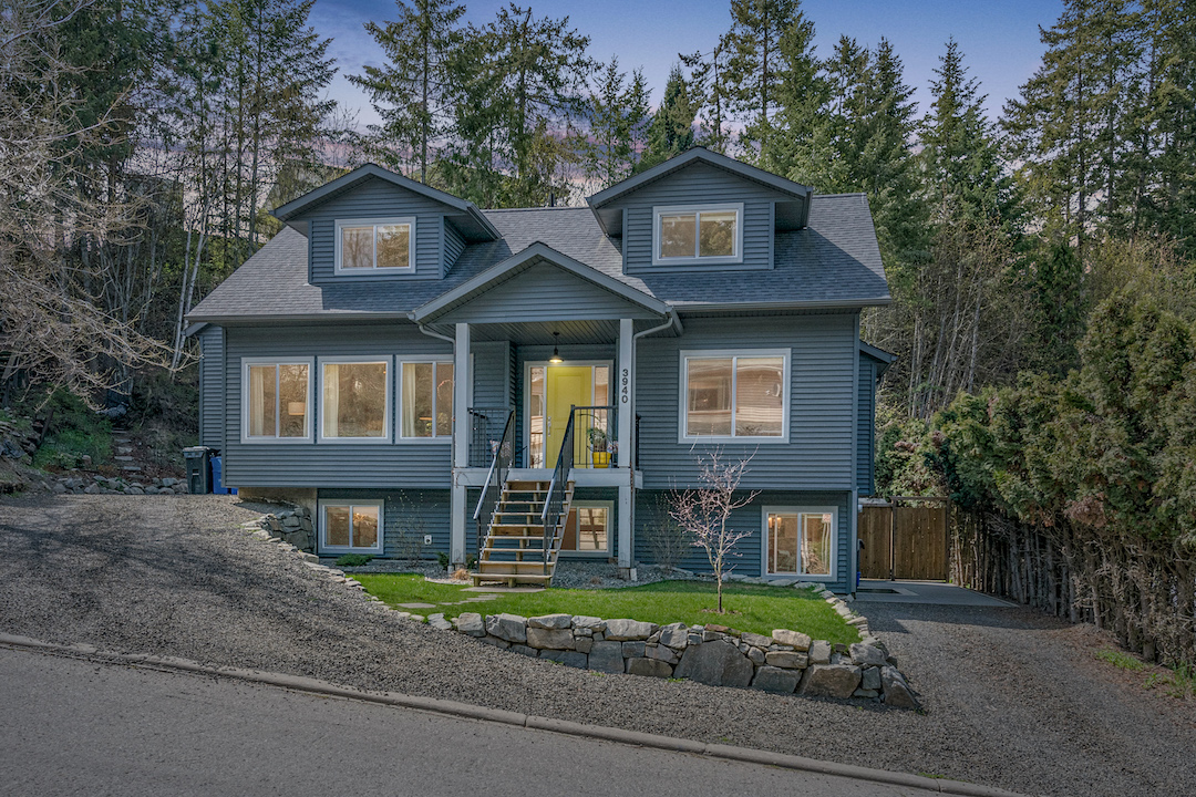 3940 Highland Park Crescent, Armstrong, BC