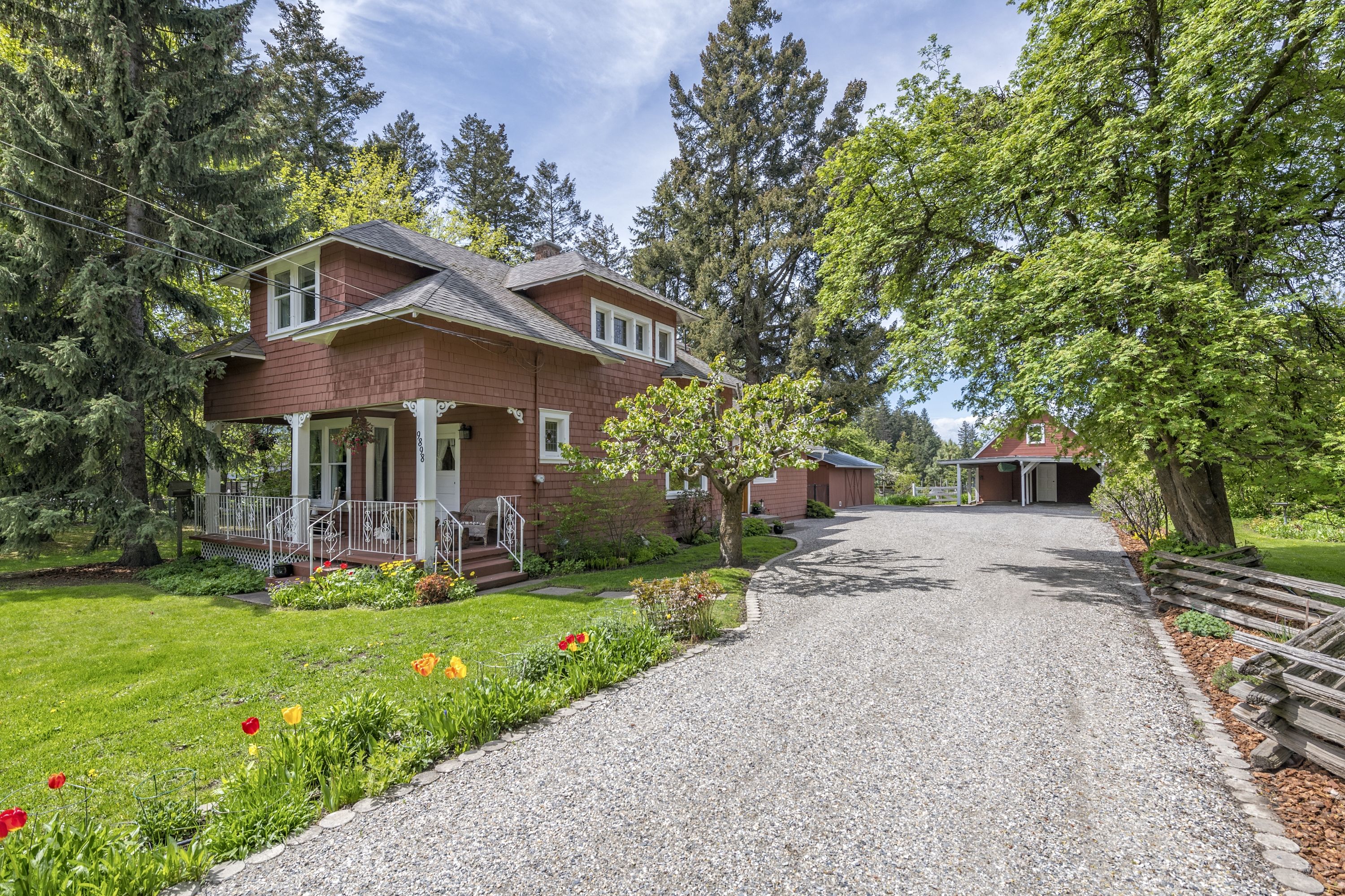 9898 Park Lane, Coldstream, BC