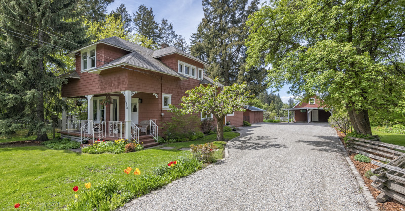 9898 Park Lane, Coldstream, BC