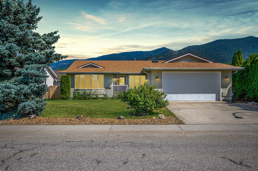 Armstrong Real Estate 2072 Okanagan Street