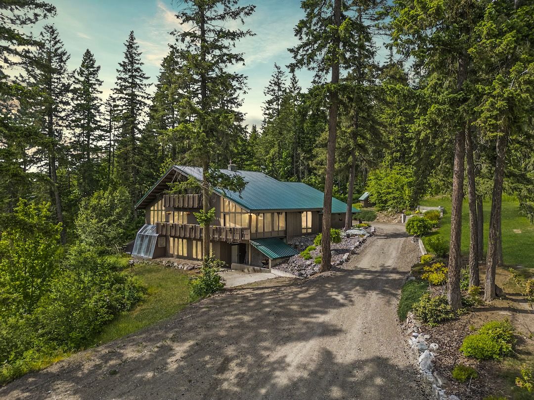 Enderby BC Real Estate | 1099 Enderby Mabel Lake Road