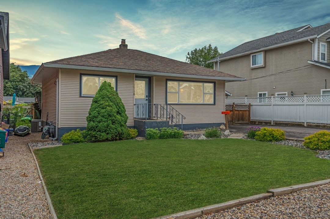 Armstrong BC Real Estate | 2610 Colony Street