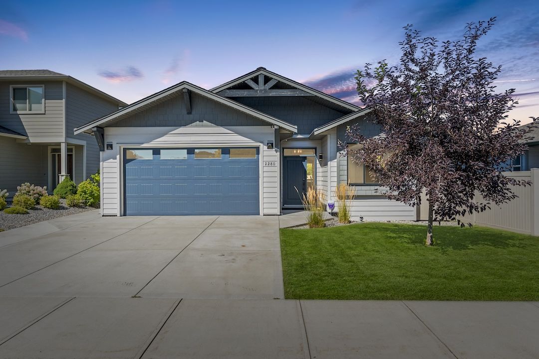 Armstrong BC Real Estate | 2280 Nordstrom Avenue 