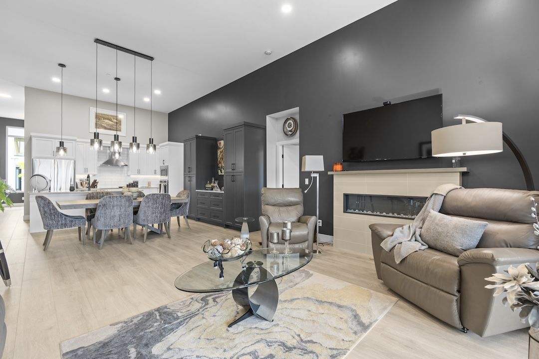 Open plan living to kitchen