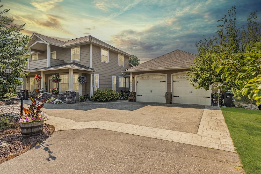 Armstrong BC Real Estate | 2955 Okanagan Street
