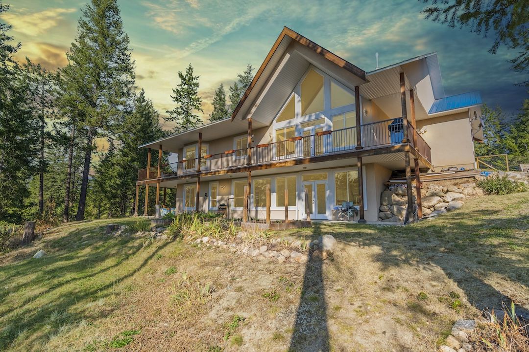 Spallumcheen BC Real Estate | 1951 Wolfgang Road