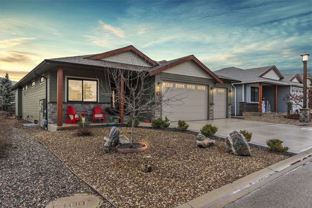 SOLD!! Armstrong BC Real Estate | 2444 York Avenue #8