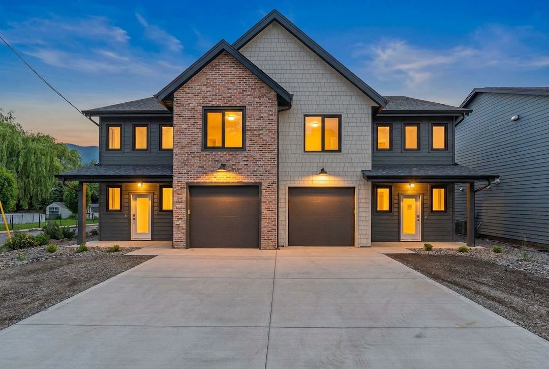 Armstrong BC Real Estate | 2345 Patterson Avenue #101