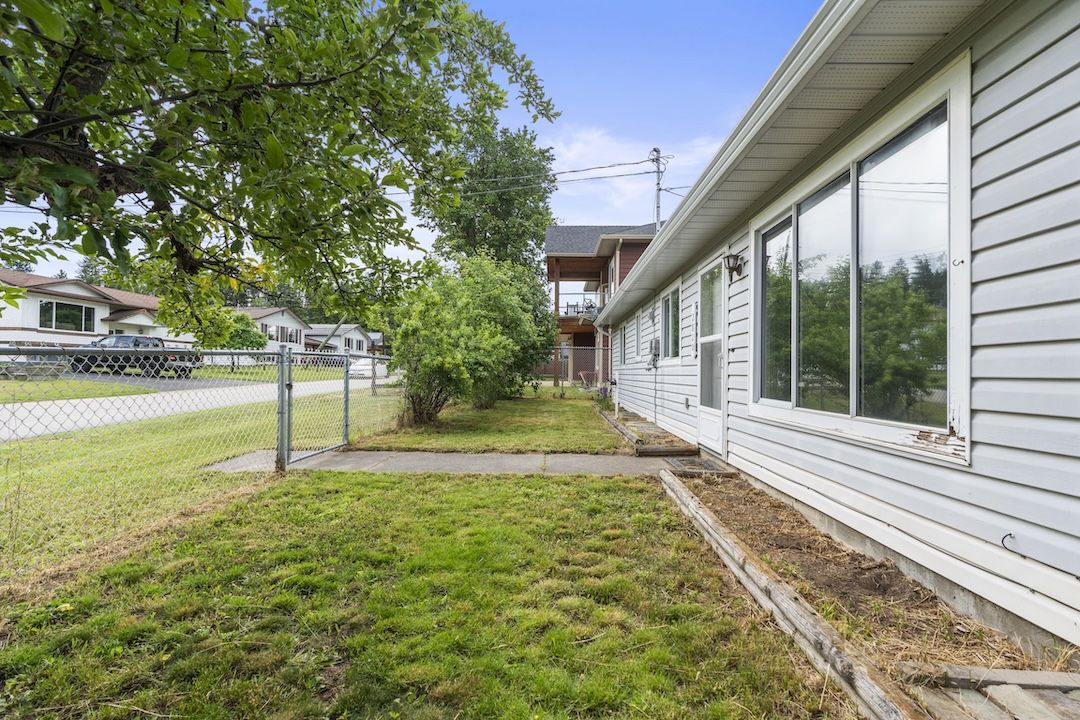 Fenced corner yard