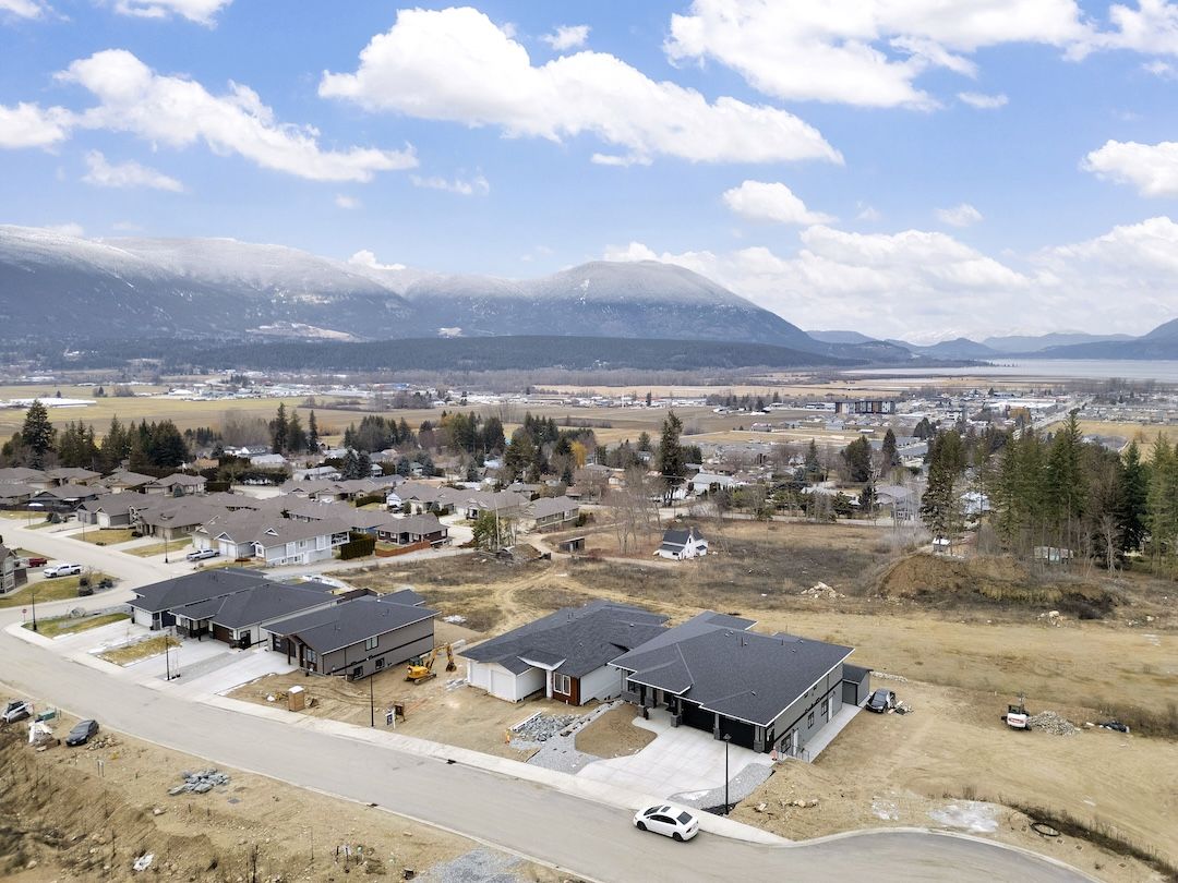 Shuswap Lake and valley view from the home