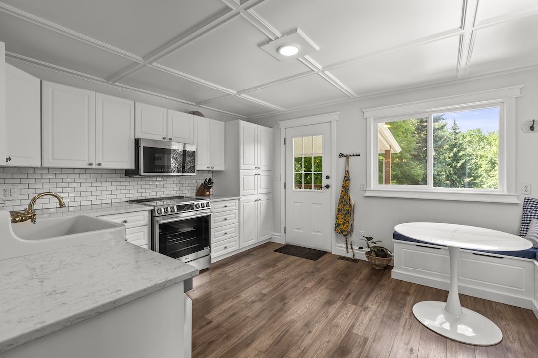 Upper kitchen
