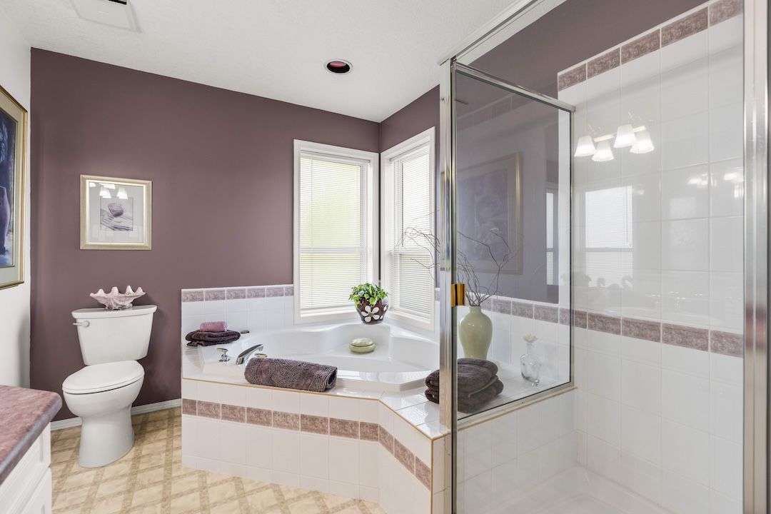 Ensuite with jetted soaker tub