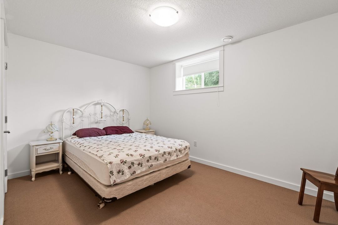 Basement bedroom