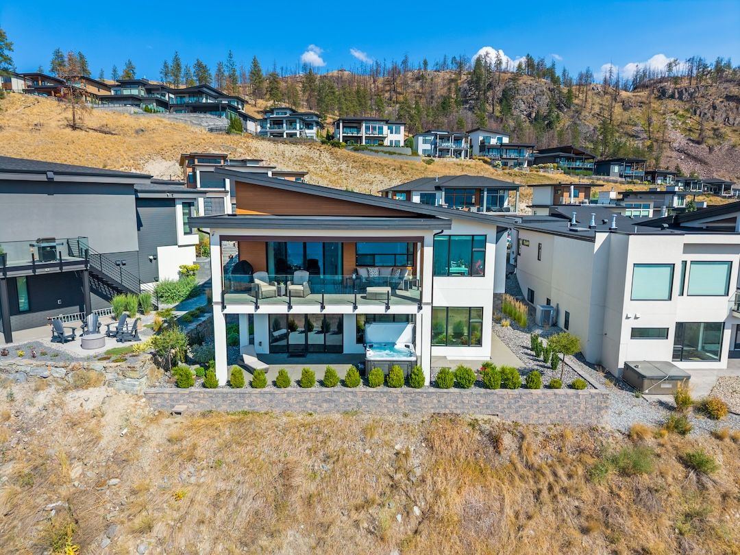 Aerial over Lakestone — 9814 Beacon Hill Crescent