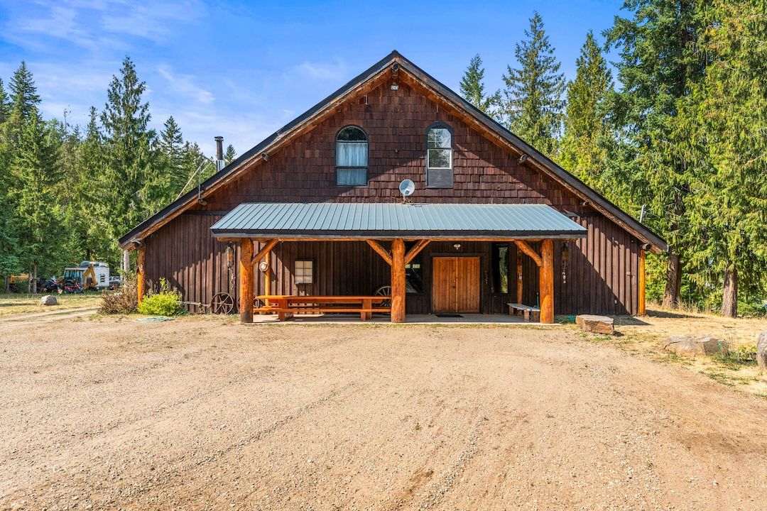 Info booklet for 2280 Deep Creek Road