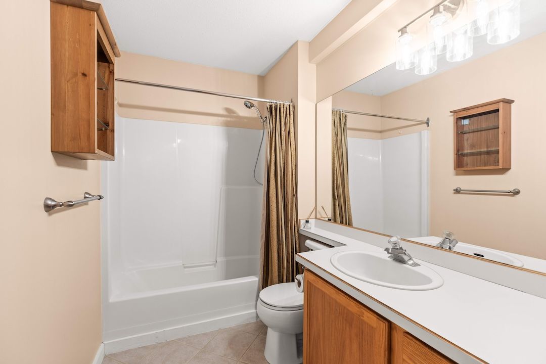 Four-piece bathroom
