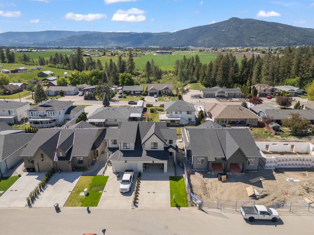 Rosemont neighbourhood, Armstrong BC