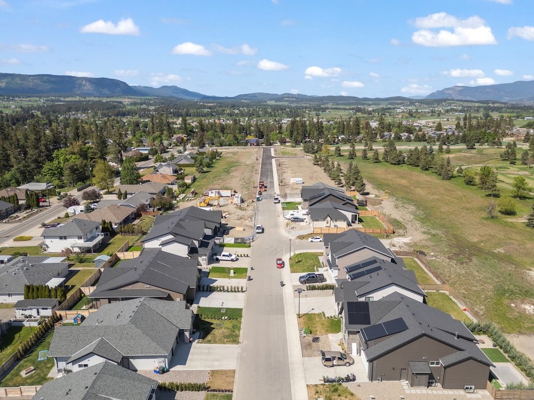 Rosemont neighbourhood, Armstrong BC