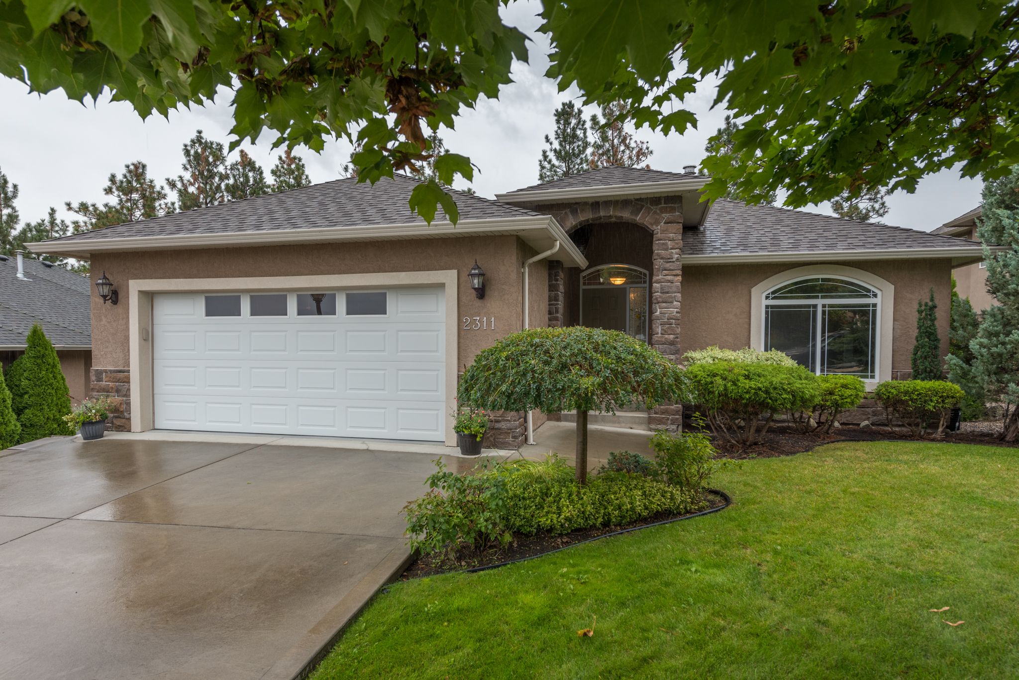 2311 Quail Run Drive, V1V 2N4