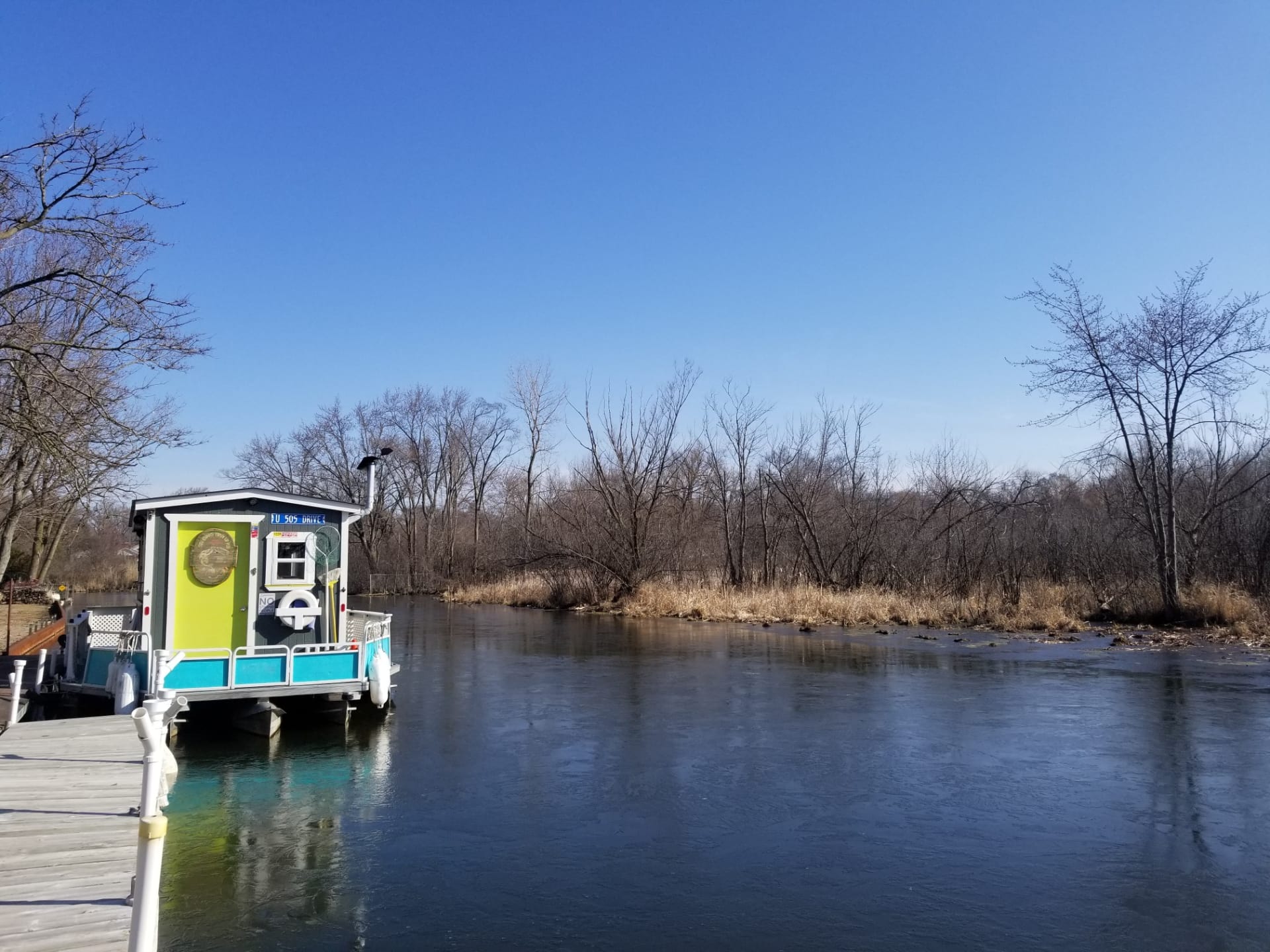 Live on Bangs Lake Waterfront