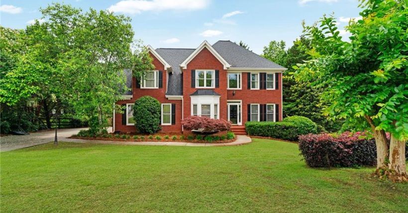 209 Breckenridge Ct, Canton, GA 30115 | $775,000