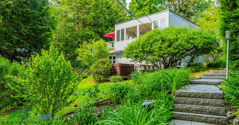 5 Moon Hill Rd, Lexington