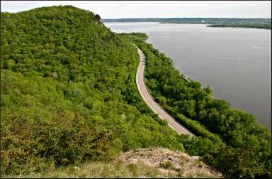 A spin around Lake Pepin