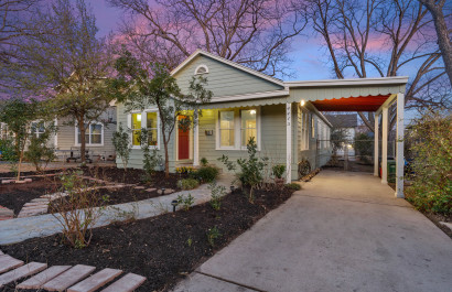 Charming cottage for sale in Austin's Rosedale neighborhood