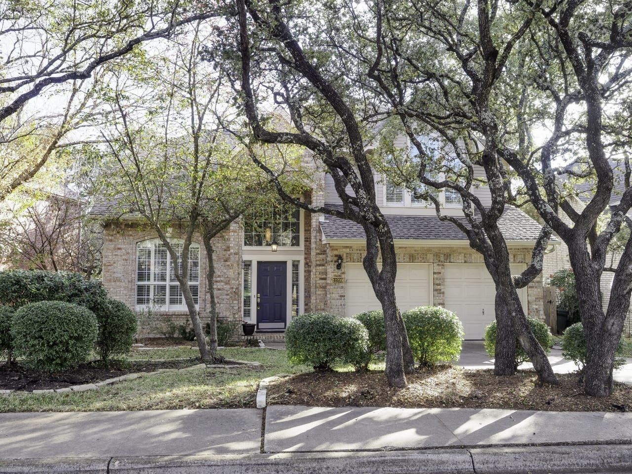 4 bedroom, 2.5 bathroom home is located in the serene and picturesque neighborhood of Canyon Creek,